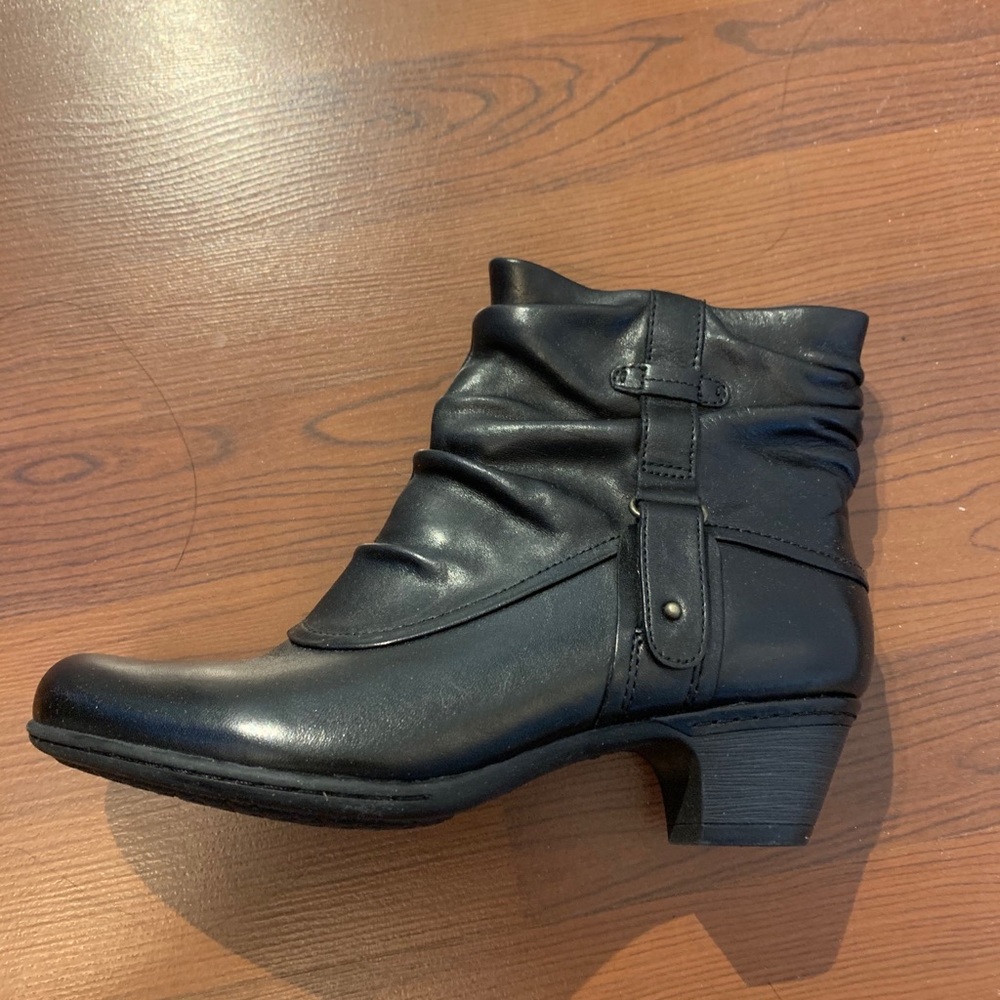 New Rockport Booties
